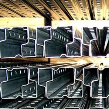 Eisenwaren/Metalle
